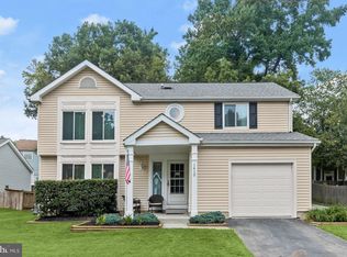 1410 Fairbanks Dr, Hanover, MD 21076