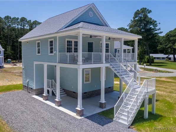 250 Pocahontas Ave, Deltaville, VA 23043