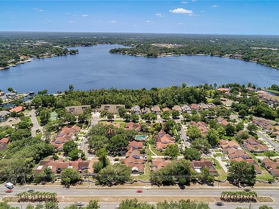 5th image of 317 N Shadowbay Blvd