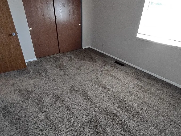 410 - WINDING BROOK APARTMENTS — Photo 54