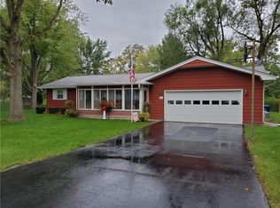 2 Calumet Rd, Decatur, IL 62521