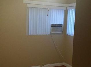 1321 Roycroft Ave #2-02, Long Beach, CA 90804