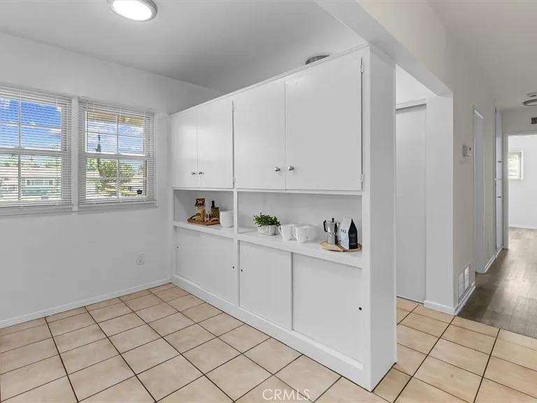 529 W Blaine St — Photo 6