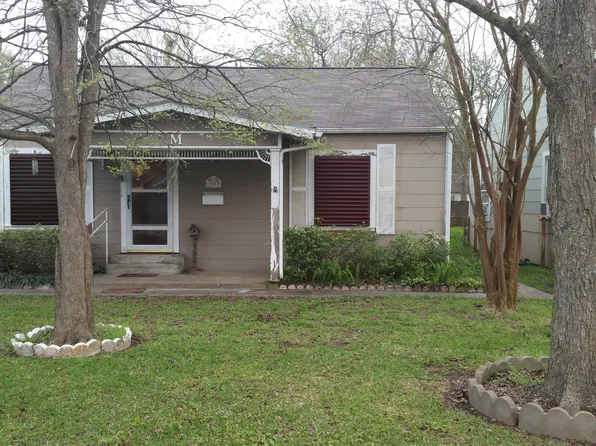 1903 Oleander Dr, La Marque, TX 77568