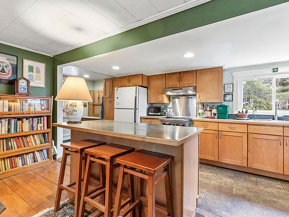 4th image of 681 Ossipee Hill Road