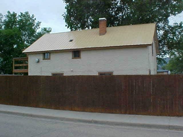 2nd image of 403/405 S Madison St