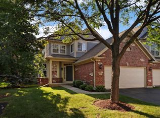 292 Jennifer Ct, Gurnee, IL 60031