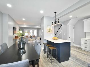 23 Grove St, Ridgefield Park, NJ 07660