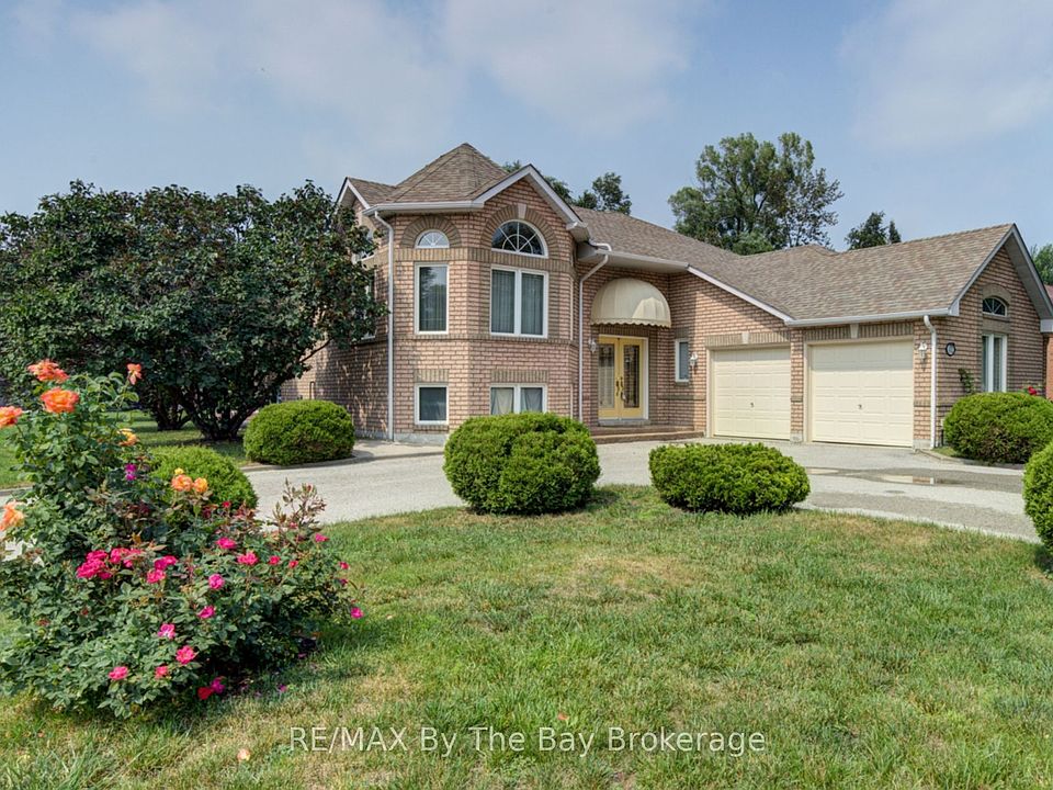 1st image of 452 Ramblewood Dr