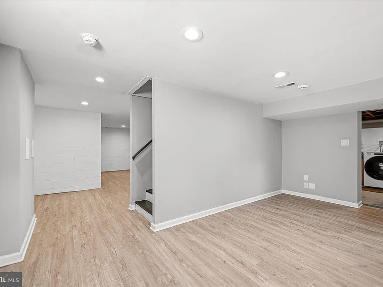 17 Lizbeth Ln — Photo 34