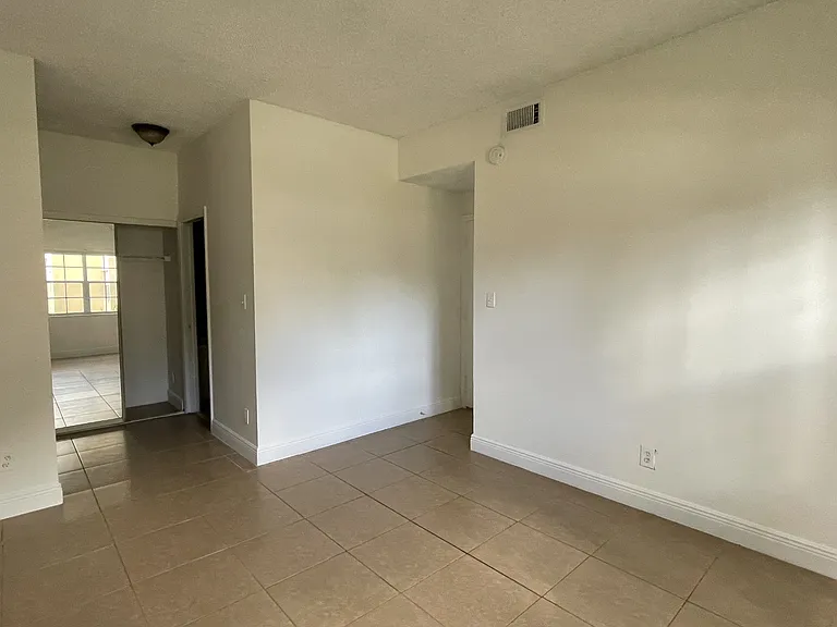 661 Cypress Lake Blvd #I20 — Photo 15