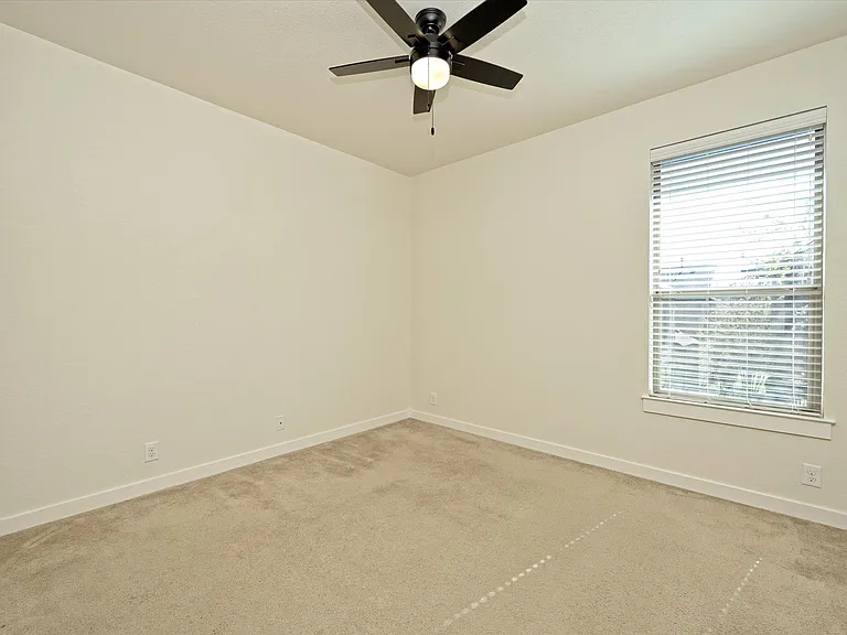 2101 Rivers Edge Way #29 — Photo 8