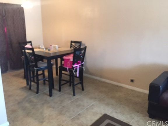 3rd image of 1589 W 16th St