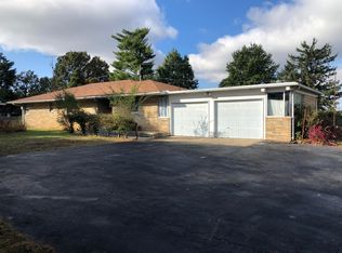 402 S Lincoln Rd, Monett, MO 65708