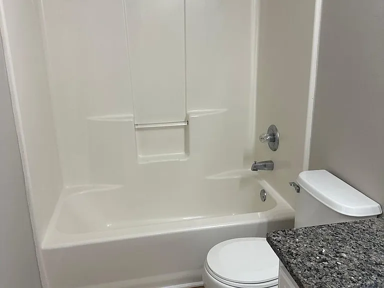 1118 Pyburns Pl — Photo 6