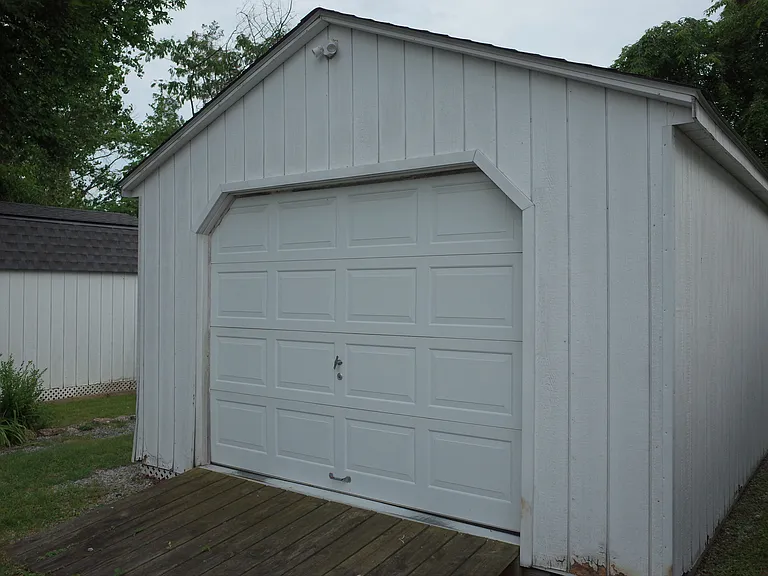103 Irving St — Photo 22