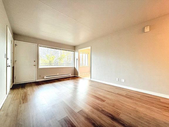 2nd image of 4636-4640 22nd Ave NE #9
