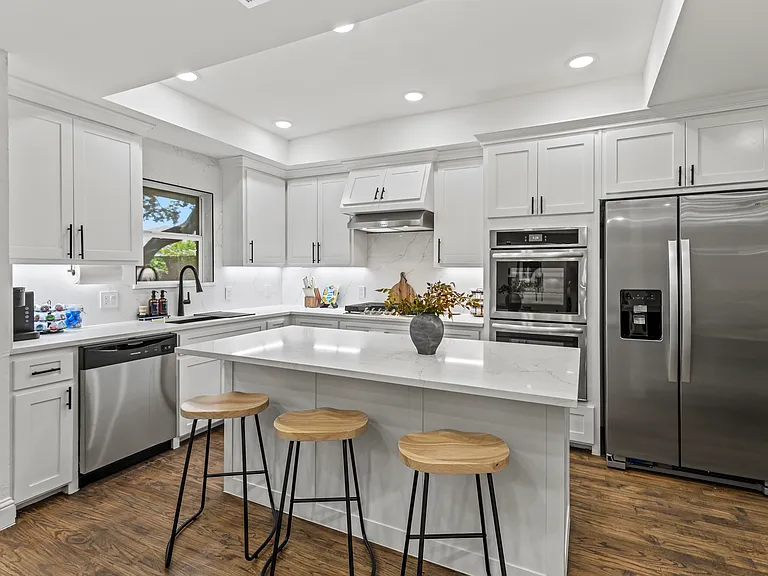 13002 Halwin Cir — Photo 36