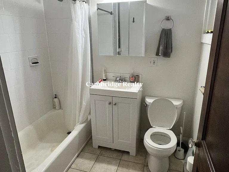 33 Highgate St #7T — Photo 30