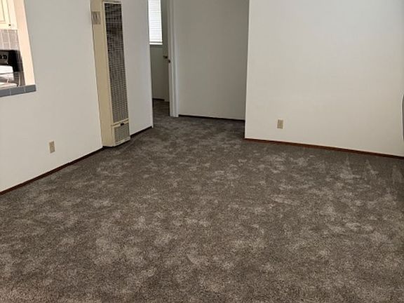 3rd image of 615 Saint John St APT A