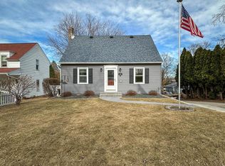 606 W Mackie St, Beaver Dam, WI 53916