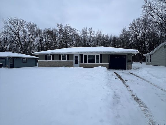 2nd image of 653 Chapel Ln