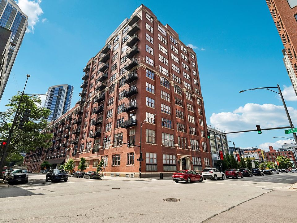 1st image of 360 W Illinois St APT 308