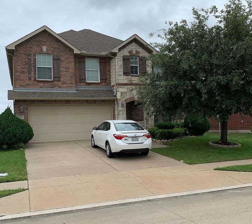 1st image of 2120 Barracks Dr