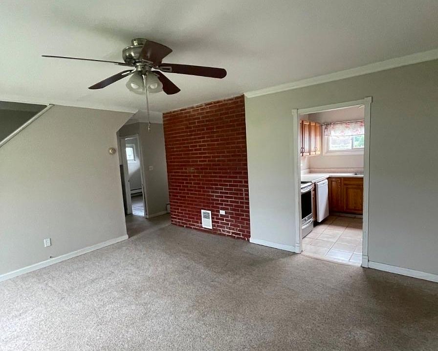 1st image of 6 Cornflower Ln