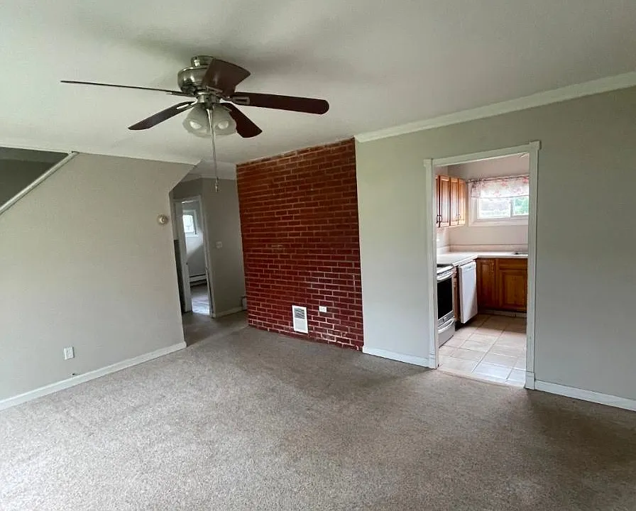 6 Cornflower Ln