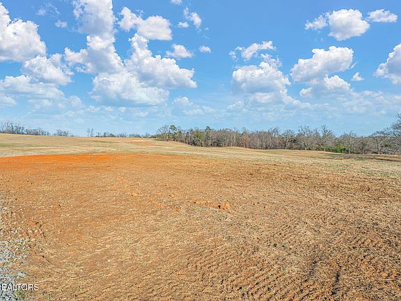 5th image of Thorngrove Pike