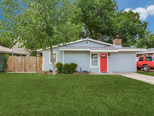512 Bluebonnet Dr Photo 1