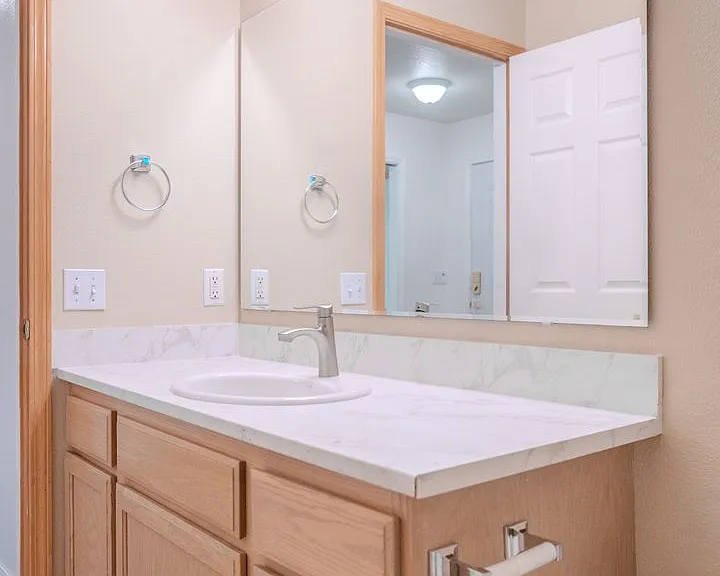 217 S Coho Rd — Photo 39