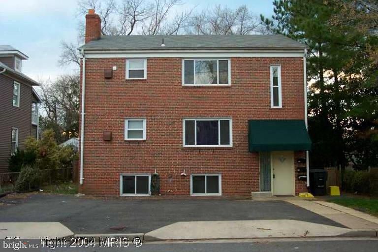 1st image of 728 N Wakefield St