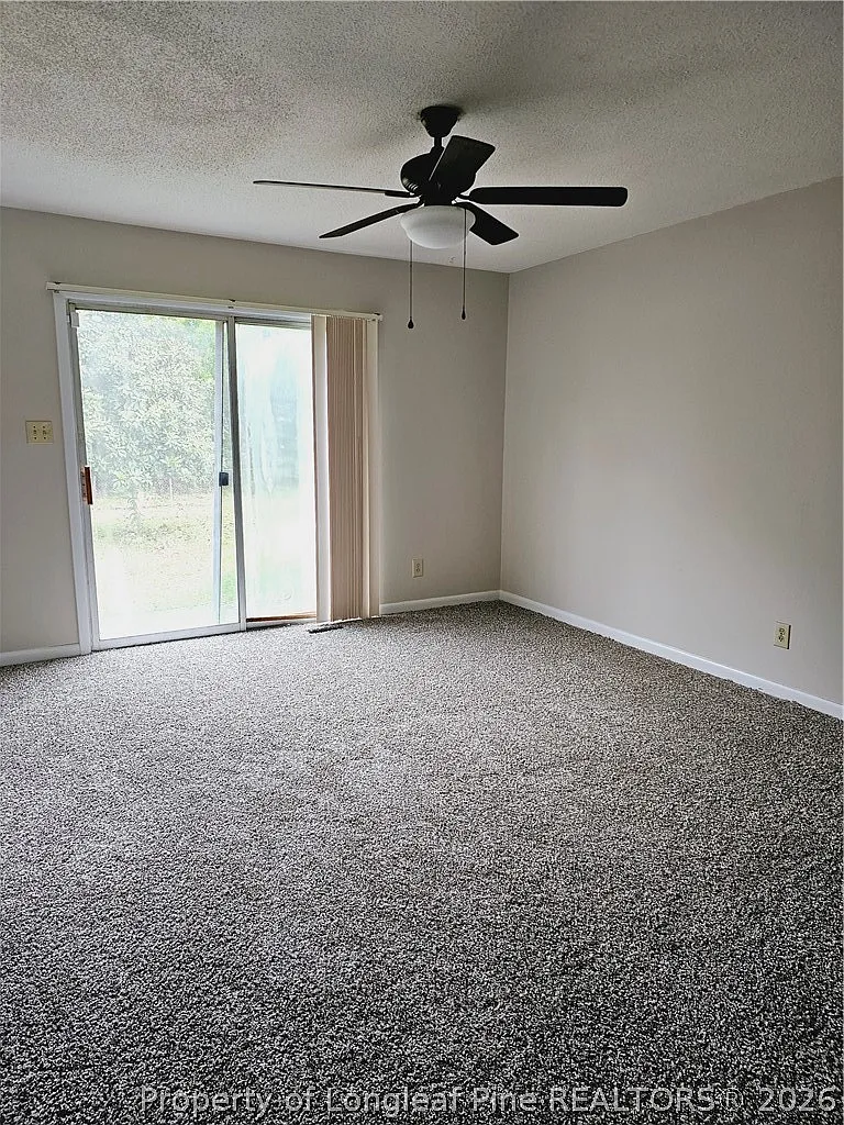 3 bed, 1.5 bath, 1400 sqft, $1,550 — Photo 3