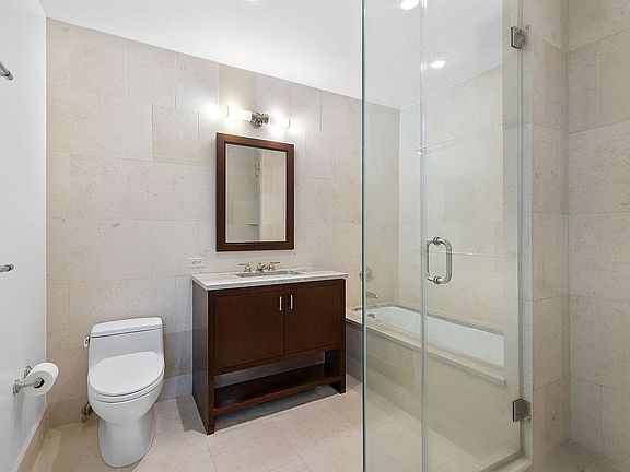 4th image of 100 Riverside Blvd APT 6A