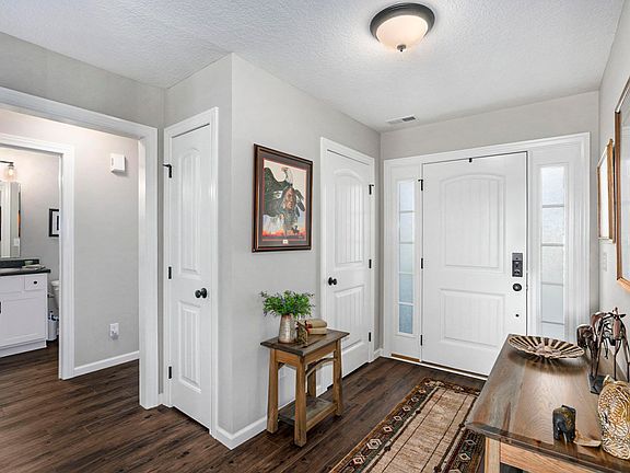 3rd image of 68190 Kestrel Ln