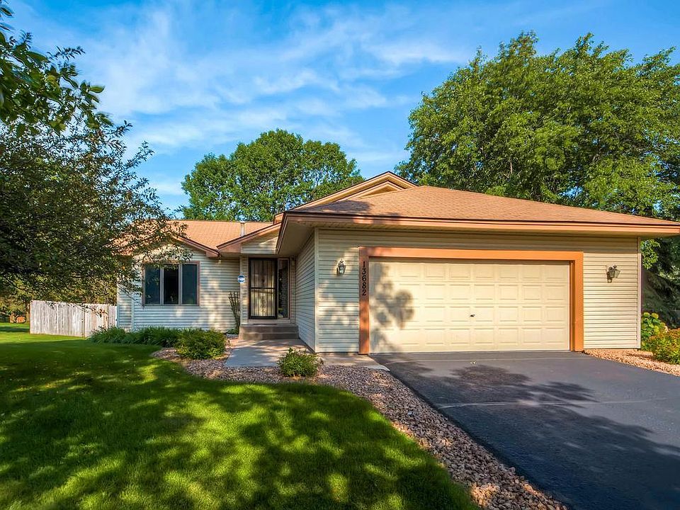 1st image of 13682 Hidden Creek Dr
