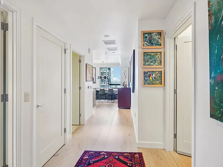 841 SW Gaines St #1400 — Photo 8