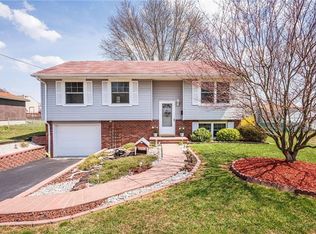 1906 Cowling Rd, Scottdale, PA 15683