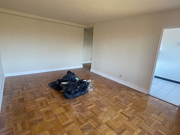 4th image of 189-04 64th Ave #B