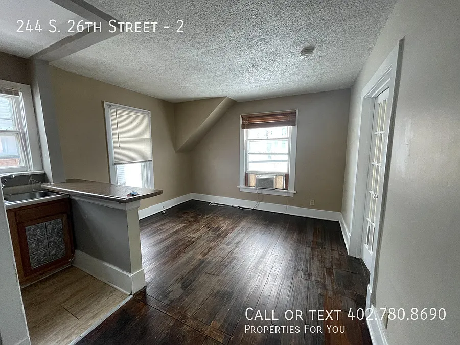 Building Photo - 244 S 26th St #2