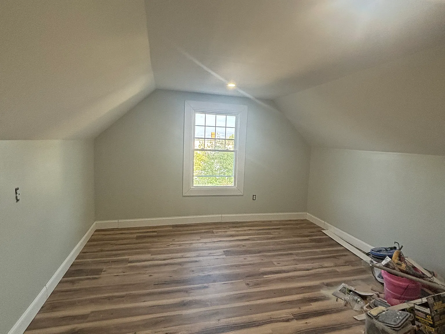 1 bed, 700 sqft, $1,500 — Photo 4