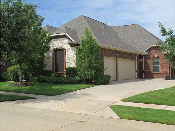 2nd image of 890 Terrace Dr