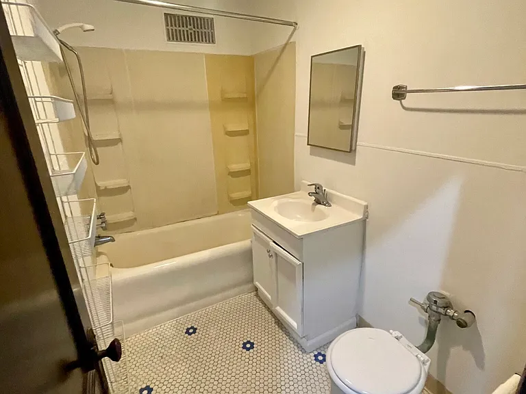 3258 Maple Ave #BG — Photo 10