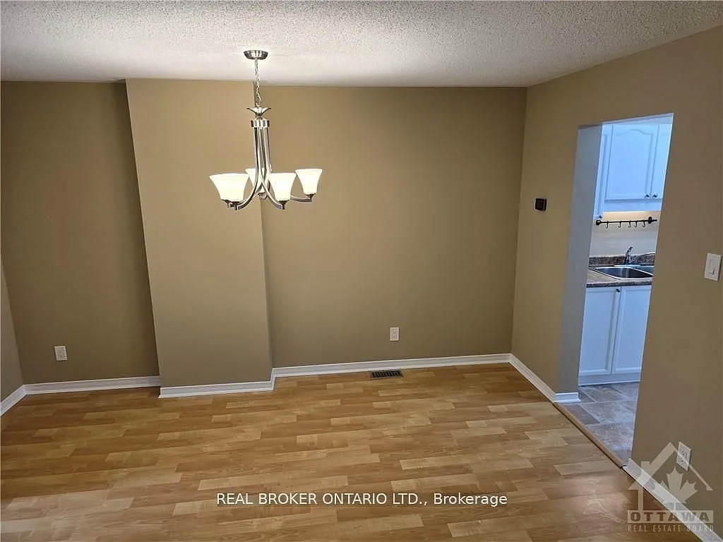 3 bed, $2,600 — Photo 4