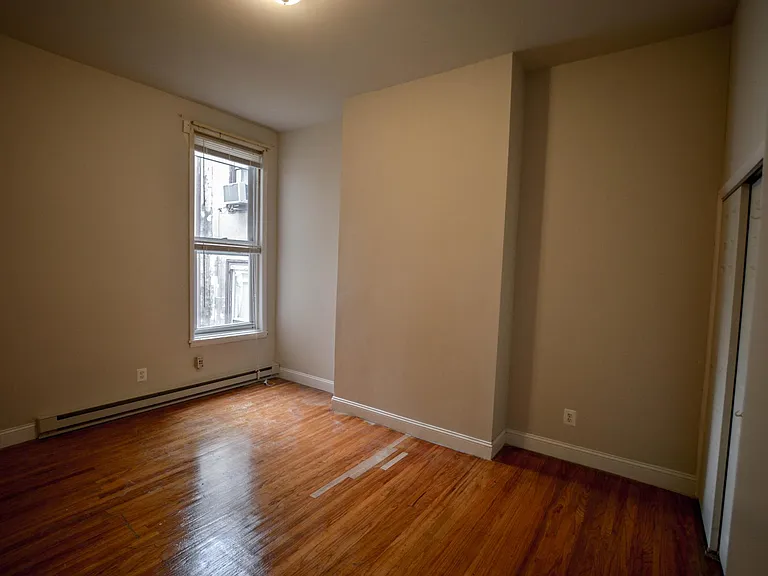 3909 Pine St #2F — Photo 3