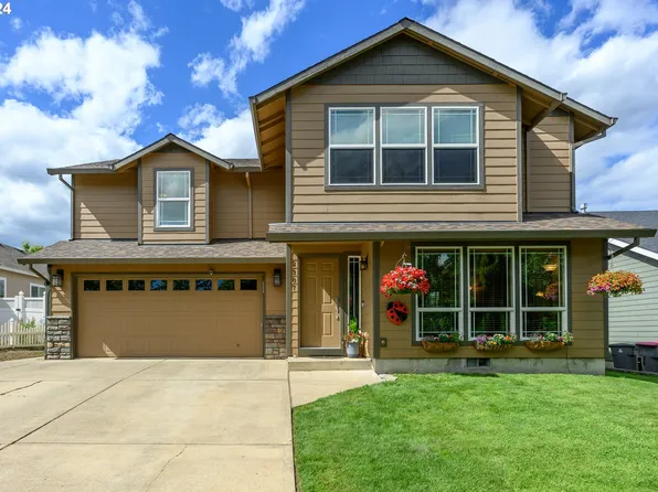 2387 SW Leo St, McMinnville, OR 97128