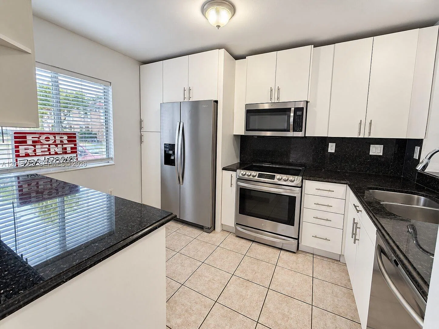 14063 SW 177th St — Photo 2