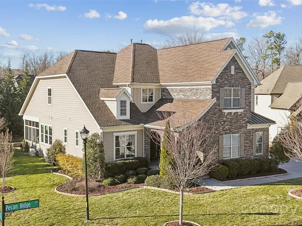 401 Pecan Ridge Ct, Matthews, NC 28104